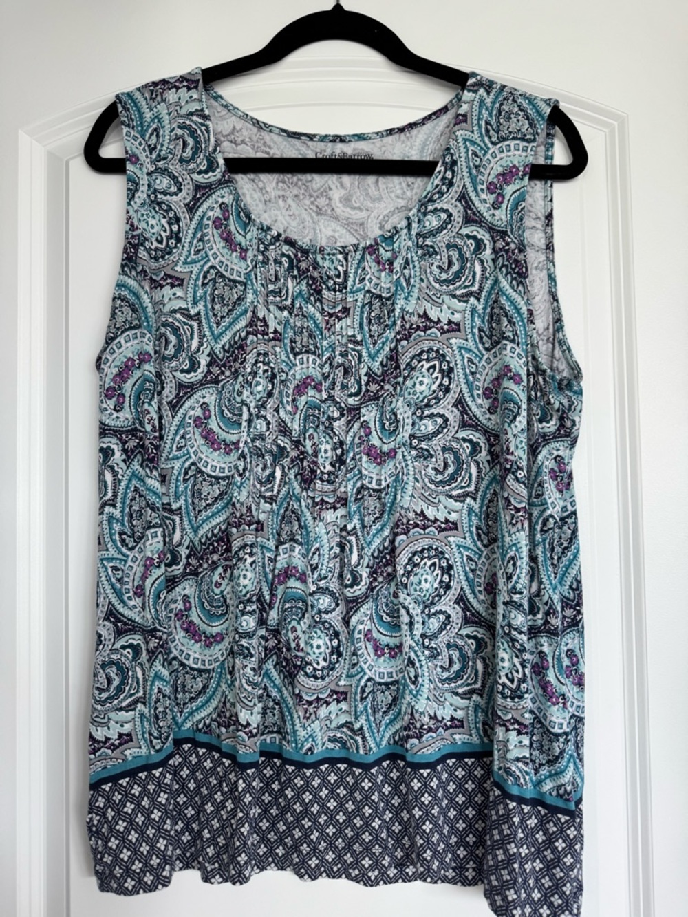 Croft & Barrow Teal, Navy and Purple Paisley Sleeveless Tank